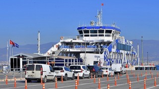 Bir yılda 7 bin ton karbondioksit gazı salımı engellendi İzmirin havası deniz ulaşımıyla daha temiz