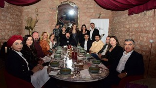 Dora Magazin ve ArsaVev ortaklığında, Ramazan ayında özel bir iftar daveti gerçekleştirdi.