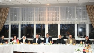 Kocaman Muhtarlarla İftar Sofrasında Buluştu