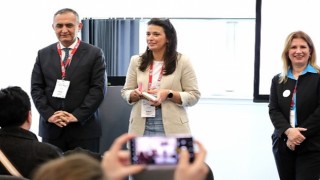 Millî Eğitim Bakanlığı İngilizce öğretmenleri, Türkiyedeki başarılarını Birleşik Krallıkın uluslararası en büyük eğitim konferansına taşıdı