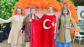 Annelerden geleneksel buluşma