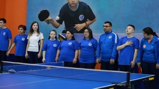 Büyükşehirden özel sporcuların masa tenisi turnuvası