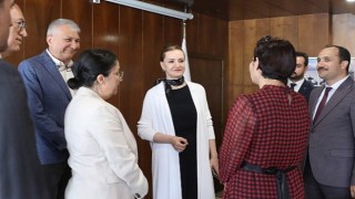 DEÜden Örnek İş Birliği Cana Can Kat Projesinde İmzalar Atıldı