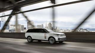 Jaguar Land Rover Gelecek 5 Yıl İçinde Elektrikli Modern Lüks Araçları için 15 Milyar Sterlin Harcayacak