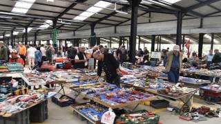 Kartepe Antika Pazarına İlgi Artıyor