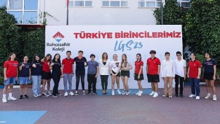 2023-LGS de 58 Türkiye Birincisi Bahçeşehir Kolejinden