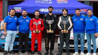 İzmirli H2K Racing Team, Körfezden 3 kupayla döndü