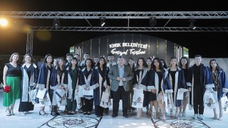 Lise Son Sınıf Mezuniyet Şöleni Kınık;ta bir başka kutlandı