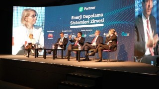 Türkiyenin Enerji Depolama Stratejileri Sektör Zirvesinde Ele Alındı