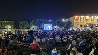 Aydın Büyükşehir Belediyesinin Sinema Geceleri beğeni topluyor