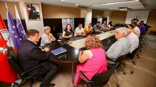 Karşıyakada yüzleri güldüren toplu iş sözleşmesi imzalandı