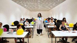 Kültür sanat kampında hem eğleniyor hem de öğreniyorlar