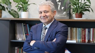 Prof. Dr. Yumuşhan Günay “Sosyal medya paylaşımları diş estetiğine talebi artırdı”
