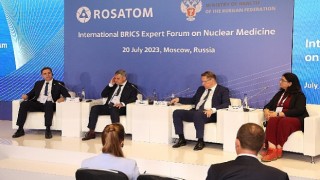 Rusya Sağlık Bakanlığı ve Rosatomun düzenlediği BRICS Uluslararası Nükleer Tıp Uzman Forumu Moskovada başladı