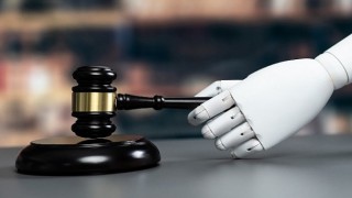 Yapay Zekâdan Hâkim veya Avukat Olur Mu?