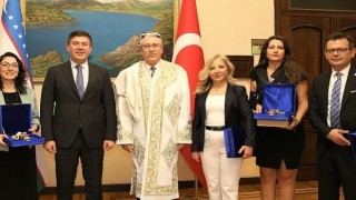 Ege Üniversitesi Heyeti Özbekistandaki temaslarını sürdürüyor