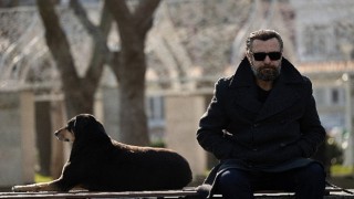 Nejat İşlerin Başrolünde Yer Aldığı Üçlemenin İkinci Filmi Kötü Adamın 1O Günü, 18 Ağustosta Netflixte