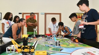 Yenişehir Belediyesinden çocuklara robotik kodlama ve LEGO eğitimleri