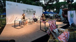 92. İzmir Enternasyonal Fuarında gençlerle tarladan sofraya