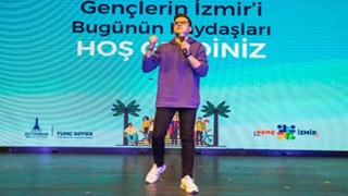 İzmir Büyükşehir Belediyesinden Gençlere Yapay Zekâ Eğitimi