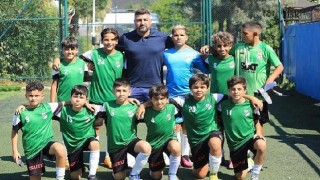Narlıderenin Minikleri Lige te le Başladı