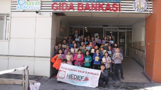 Altın kalpli çocuklardan anlamlı bağış...