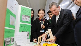 Bergama;da tübitat bilim fuarı şehit cemil canan çiçek imam hatip ortaokulu'nda