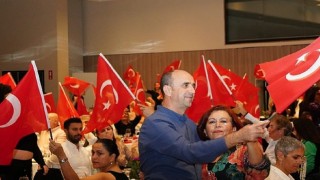 Çeşme Belediyesinden öğretmenlere geleneksel yemek