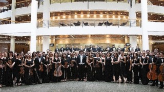 Tekfen Filarmoni, kurucusu Ali Nihat Gökyiğit&#39;i  beş solist ile İstanbul ve İzmir&#39;de anıyor 