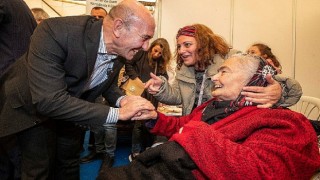 Başkan Soyer Karşıyaka Karadeniz Şenliğine katıldı “İzmir sizinle güçlü ve geleceğe umutla bakıyor”