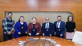 Ege Üniversitesi ve Bayraklı İlçe Milli Eğitim Müdürlüğü arasında yaygın eğitime yönelik iş birliği