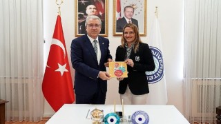 Egeli akademisyenlerden çocukların hastane fobisine yönelik proje