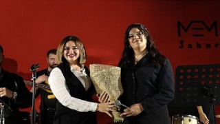 Genç şarkıcı Bilge Su performansıyla tam not aldı