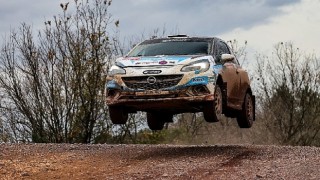 İstanbul Rallisinde yarışmacılar Petlas lastikleriyle zirvede