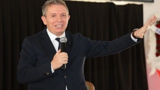 TRT;nin ünlü spikeri Kandıralı gençlerle buluştu