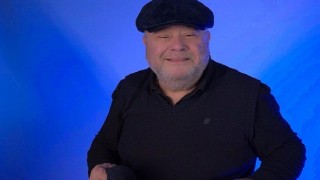 Adil Akbaşoğlunun Yeni Şarkısı ”Kundurama Kum Doldu” Müzikseverlerle Buluştu!