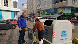 Büyükşehir Zabıtası tarihi geçmiş süt ürünlerini topladı