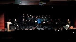 Gençlik Korosu Karadeniz Esintisiyle Kulakların Pasını Sildi