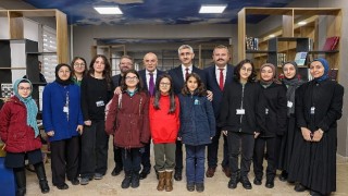 Şule Yüksel Şenler kütüphanesi hizmete açıldı