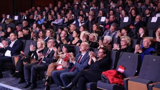 TEV Kocaeli Şubesi Türk Müziği Korosu, Cumhuriyetin 100. Yılına Özel Düzenlenen Konserde Atatürkün Sevdiği Şarkıları Seslendirdi!