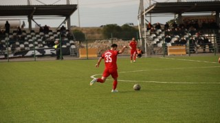 Burhaniye Belediyespor 2 yarıya galibiyetle başladı