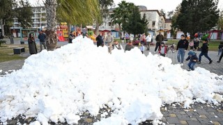 Çocuklar ve ailelerinin kar sevinci