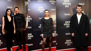 Tûba Büyüküstün ve Halit Ergenç;i buluşturan “Yarın Yokmuş Gibi” dizisine muhteşem gala