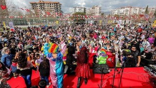 Bayraklılı çocuklar şenlikte buluştu