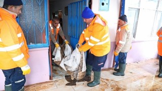 Büyükşehirden sel mağdurlarına nakit desteği