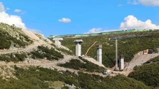 Dilovası Hastane viyadüğünde kiriş imalatı