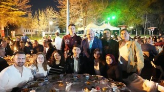 Ege Üniversitesi ailesi iftar programında bir araya geldi