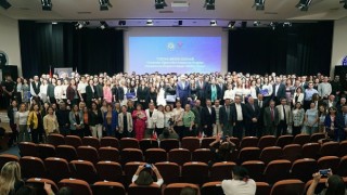 Ege Üniversitesi TÜBİTAK 2209-A/B Öğrenci Projelerinde yine zirvede yer aldı