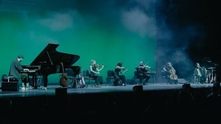 Evgeny Grinko kapalı gişe konserlere devam ediyor!