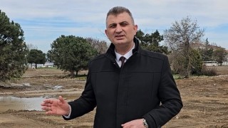 Gölcük Belediyesi tarafından askeriyeden devralınan ve Donanma Parkı olarak ilçeye kazandırılacak 53 dönümlük alanda yıkım çalışmaları tamamlandı